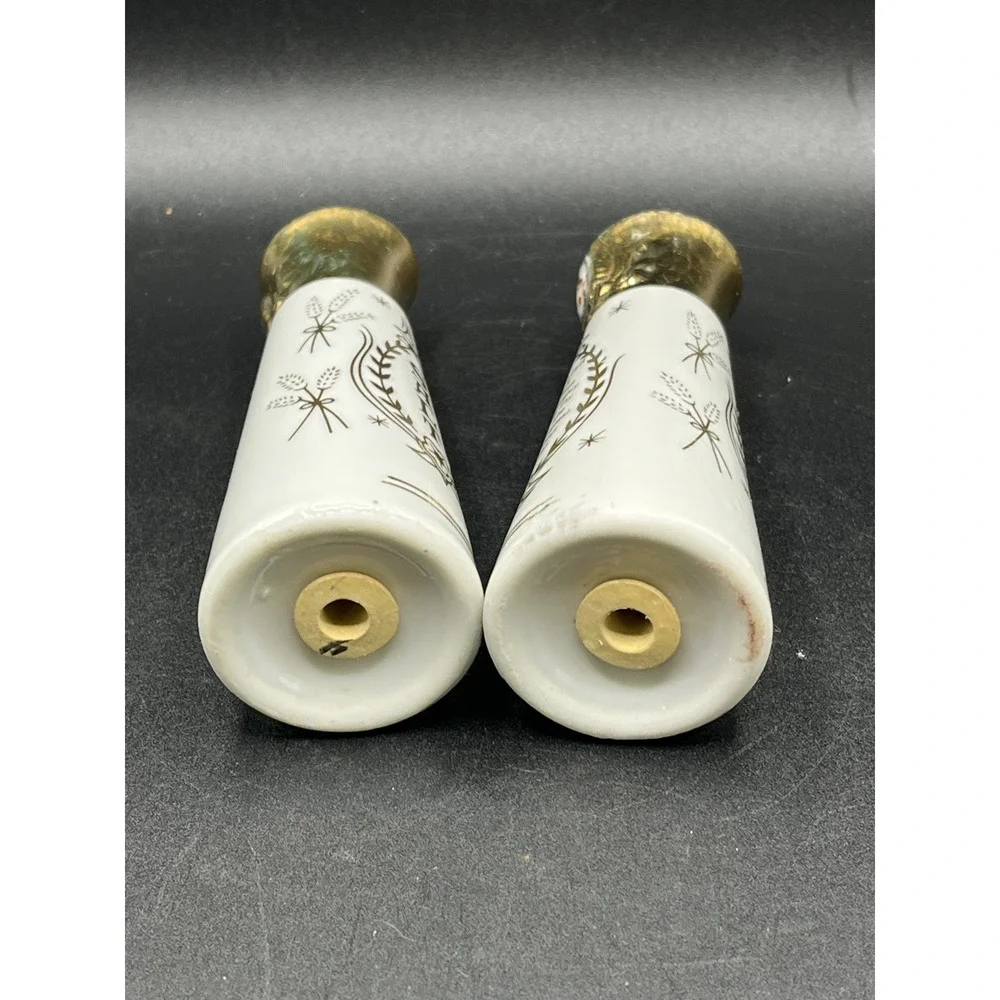 Vtg Blessing Grace Prayer White Gold Ceramic Salt‎ & Pepper Shakers 4